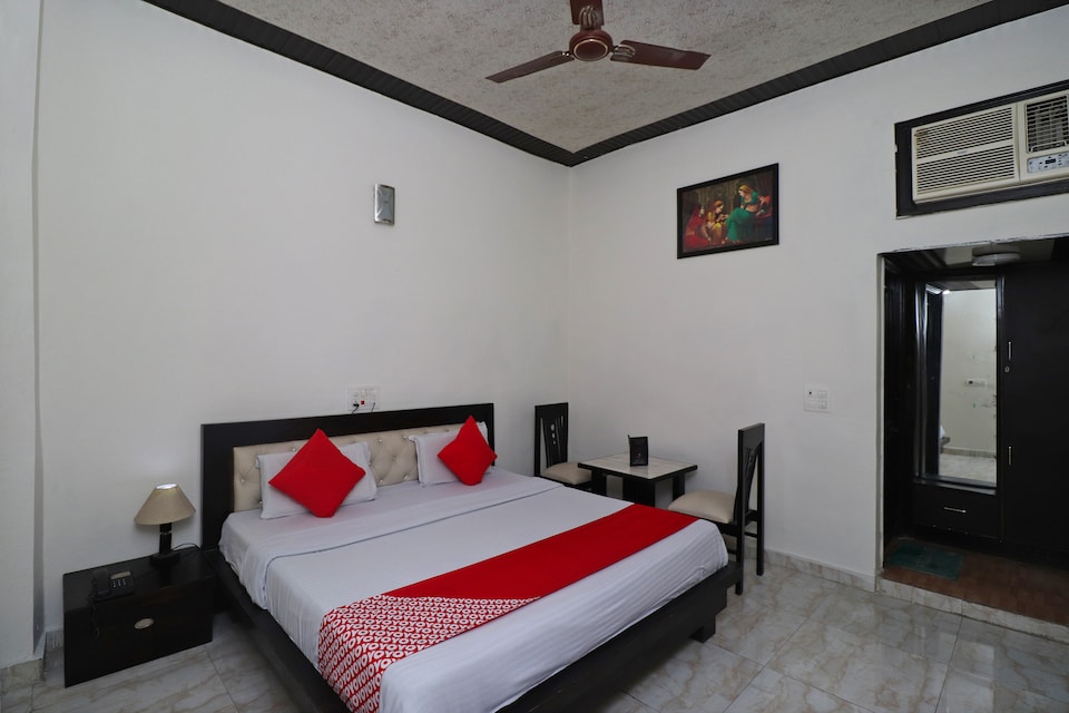 OYO 37459 Hotel Sanaya, Sonipat, Sonipat