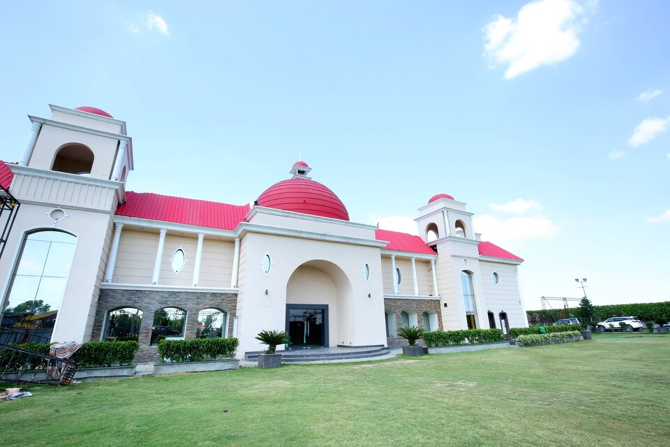 Capital O 37473 Park Manila Resorts, Phagwara, Phagwara