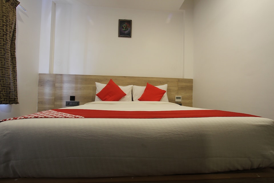 OYO 37481 Sumangali Residency, Central Bus Stand Trichy, Trichy