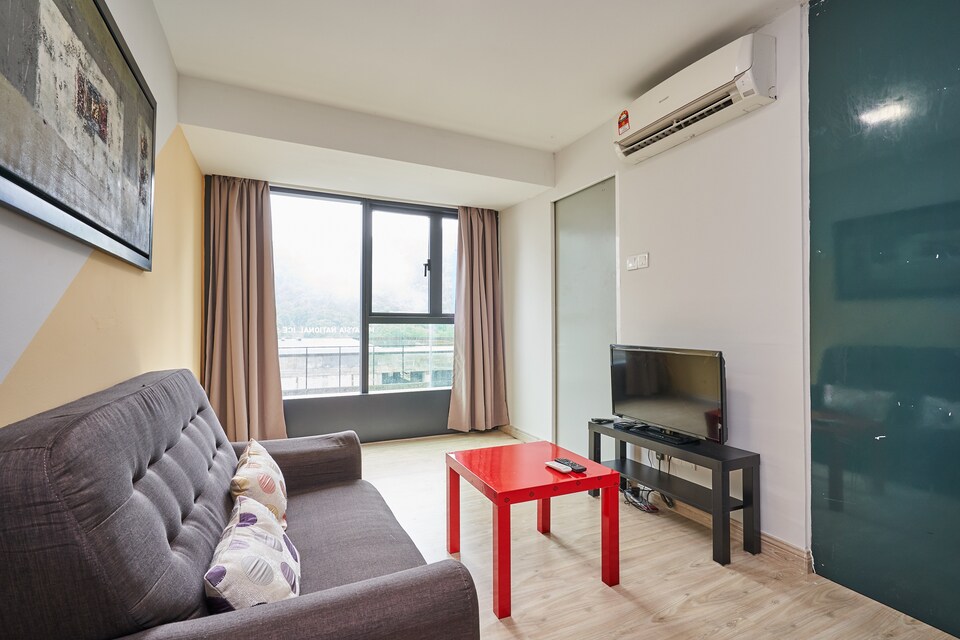 OYO Home 1066 Perfect Studio Empire City Halo, Damansara Perdana, Petaling Jaya