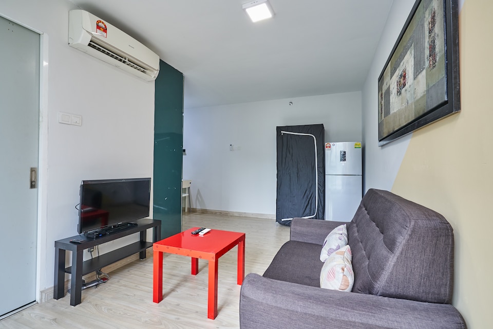 OYO Home 1066 Perfect Studio Empire City Halo, Damansara Perdana, Petaling Jaya