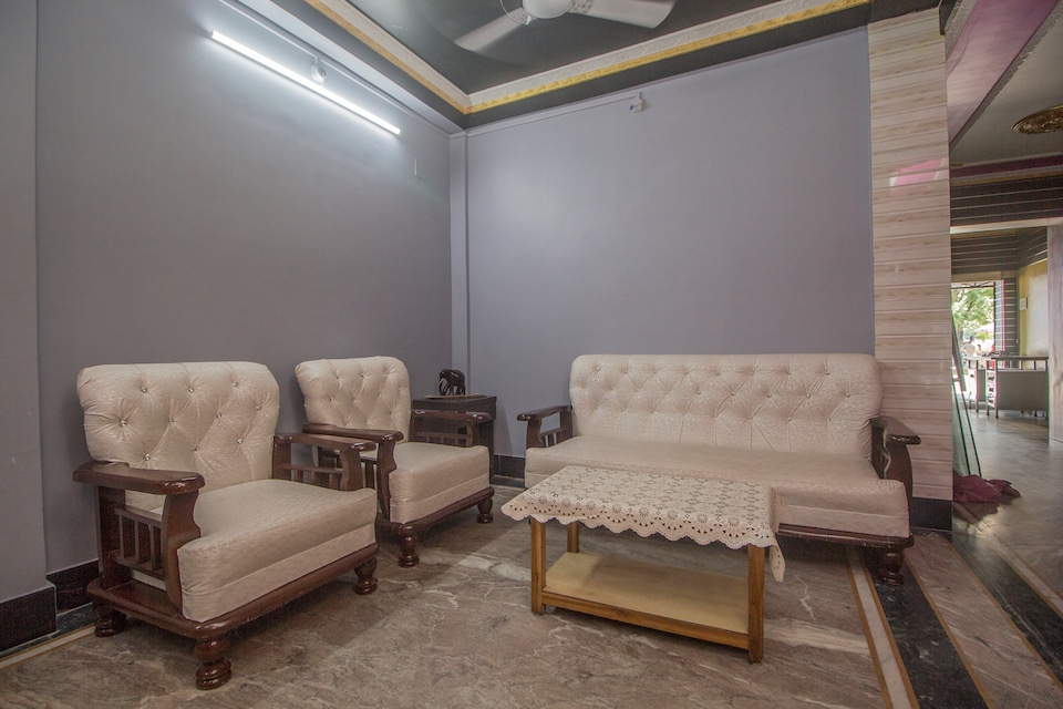 Hotel O  Arya International, Bagdogra Airport Siliguri, Siliguri