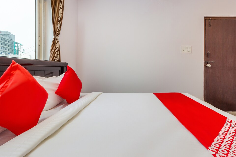 OYO 37495 Sunshine Hospitality Services, Gachibowli, Hyderabad