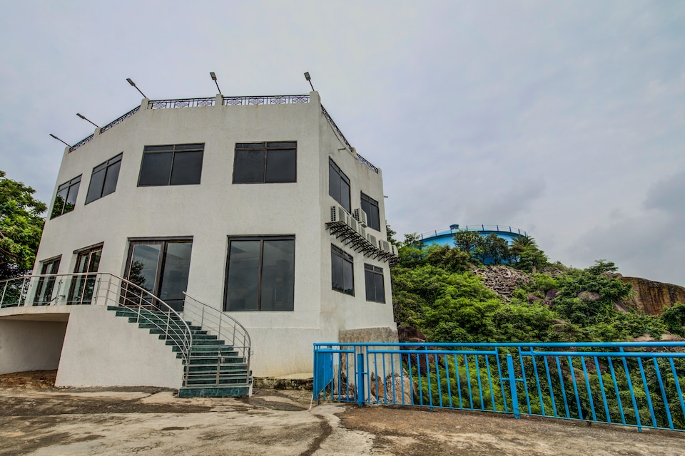 OYO 37507 Rock Garden Resort, Lalpur, Ranchi