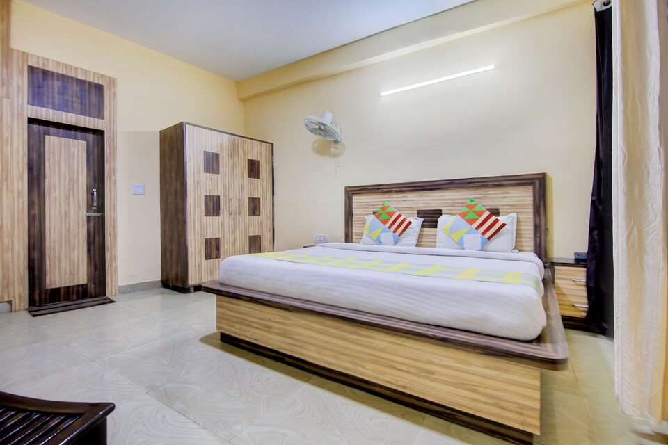 OYO Home 37534 Comfortable Stay Mall Road, Mall Road Manali, Manali