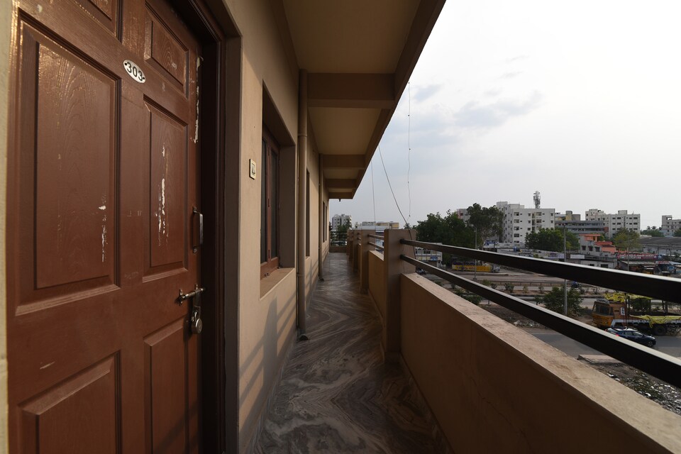 SPOT ON 37543 Hotel Surya Guest Inn, Kurnool, Kurnool
