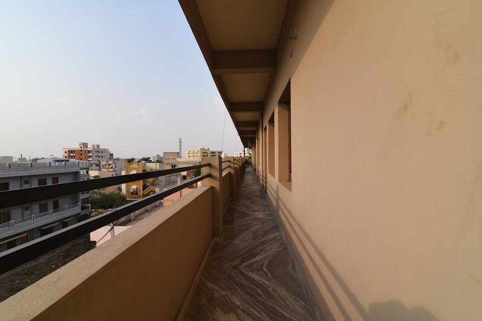 SPOT ON 37543 Hotel Surya Guest Inn, Kurnool, Kurnool