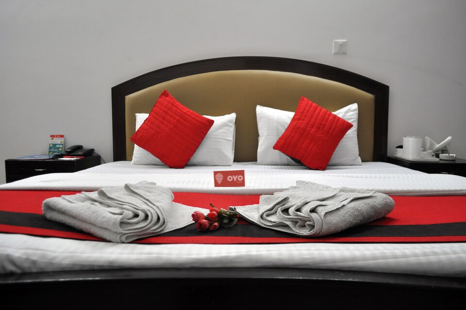 OYO 632 Hotel JMD luxury home, Vasant Kunj Delhi, Delhi