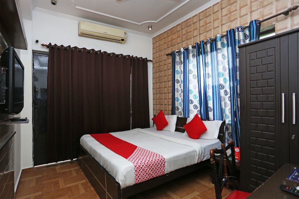 OYO City View Brothers Near Kingdom Of Dreams, Cyber City, Gurgaon