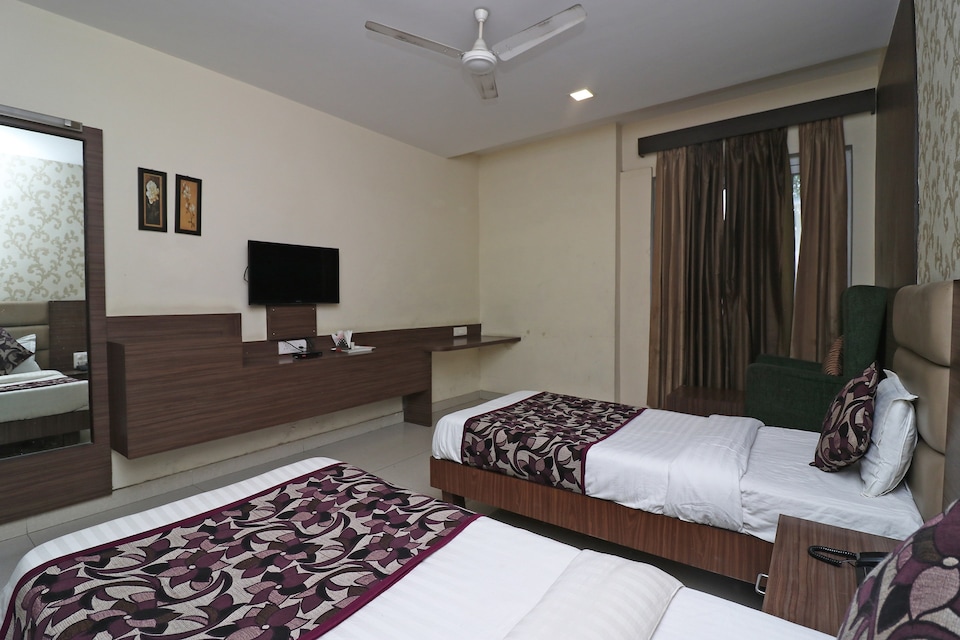 OYO The President Hotel Rania, Rania Kanpur, कानपुर