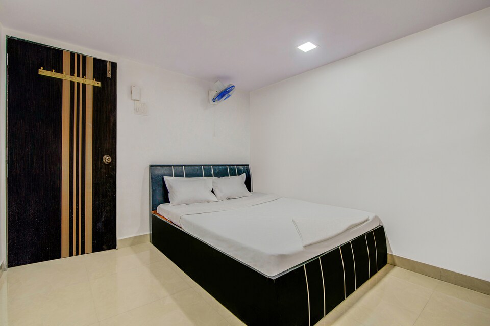 SPOT ON 37551 Hotel High Tide, Mumbai Gorai-Uttan-Arnala, Mumbai