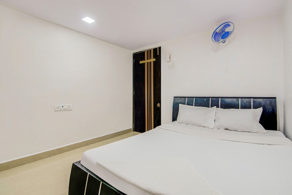 SPOT ON 37551 Hotel High Tide, Mumbai Gorai-Uttan-Arnala, Mumbai