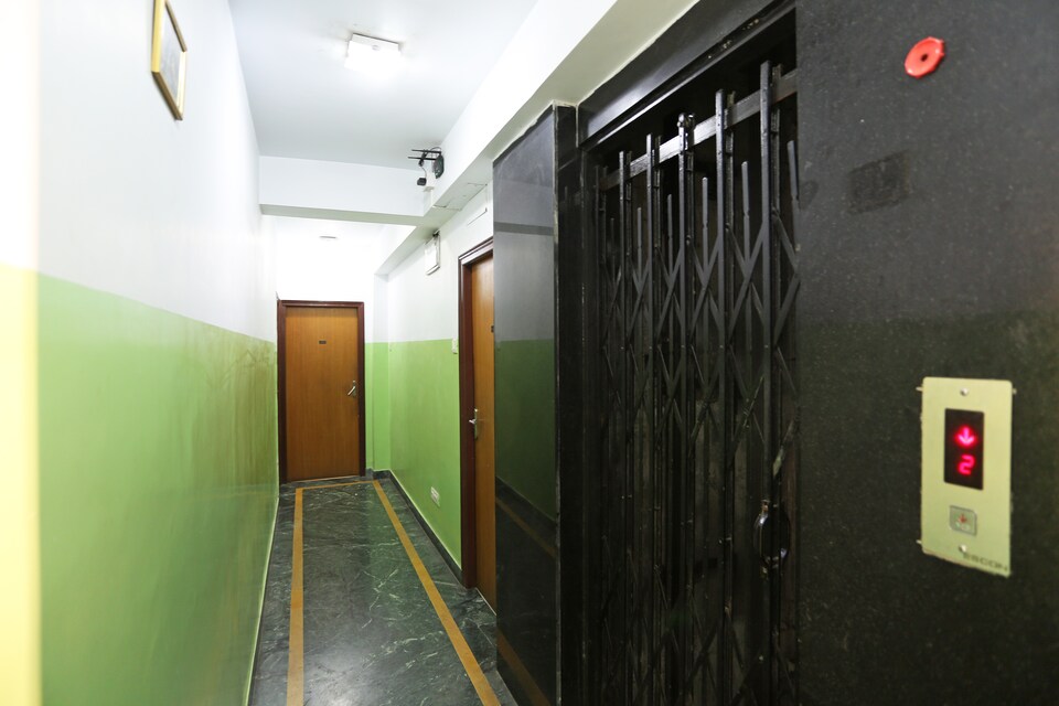 OYO 3653 Second House, Gariahat Kolkata, Kolkata