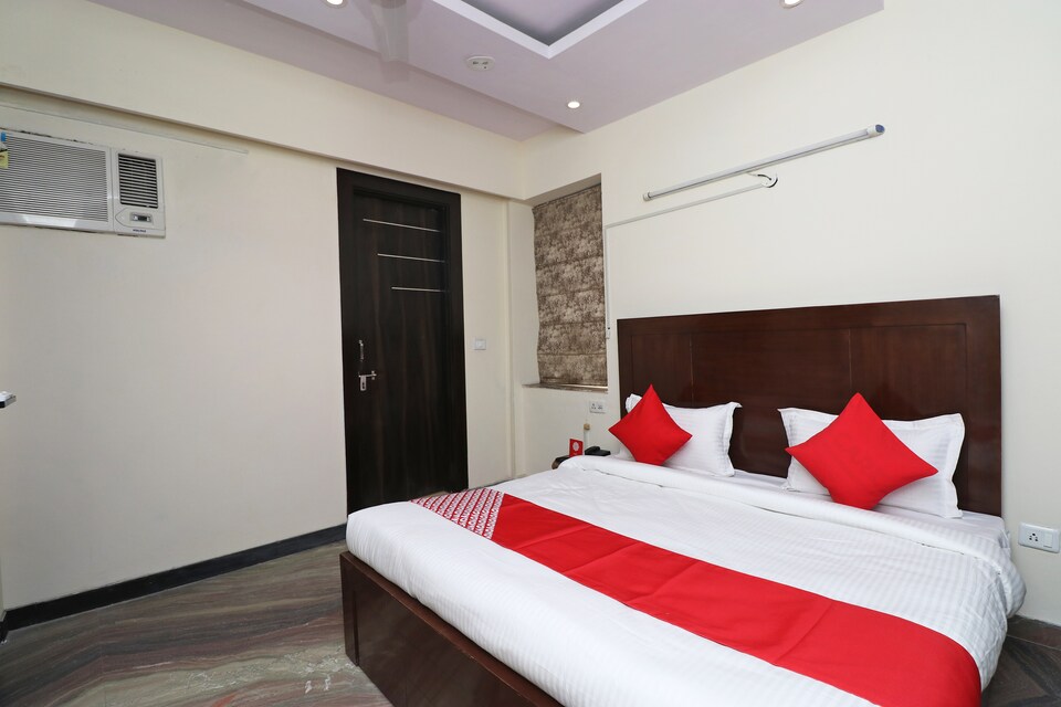 OYO 37652 Fountain Hotel, Lajpat Nagar Delhi, Delhi