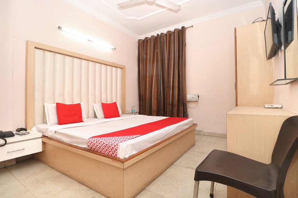 OYO 37657 Hotel Eshant, Ambala Cantt, Ambala