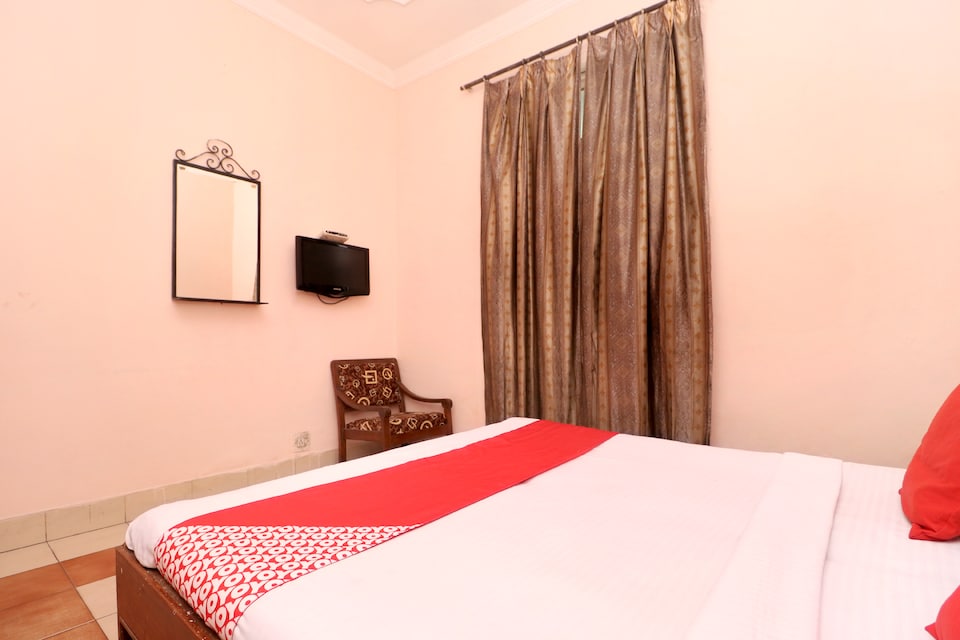 OYO 37657 Hotel Eshant, Ambala Cantt, Ambala