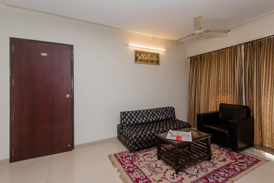 OYO 633 Ontime Luxurious Apartment, Juhu, Mumbai