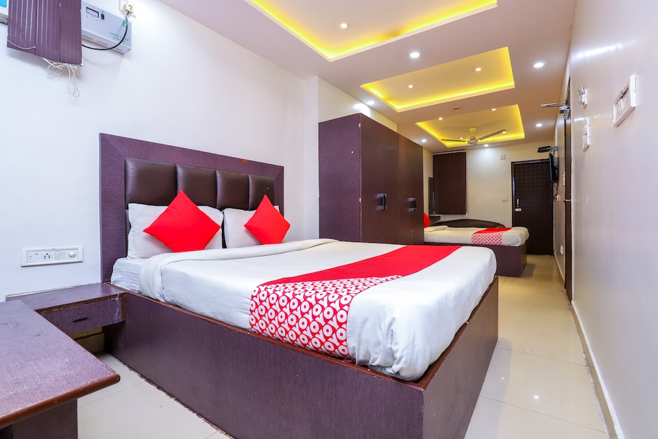 OYO 37667 Hotel Aashiana, Paharganj Delhi, Delhi