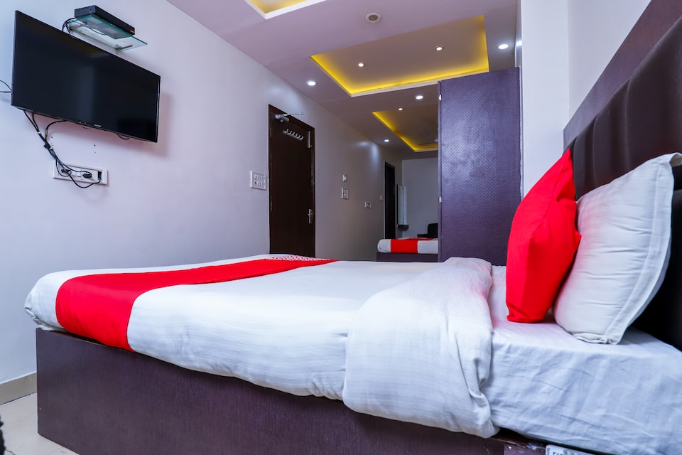 OYO 37667 Hotel Aashiana, Paharganj Delhi, Delhi