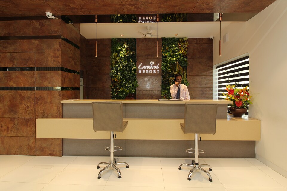 पैलेट - कार्निवल रिज़ॉर्ट, Latur city, लातूर