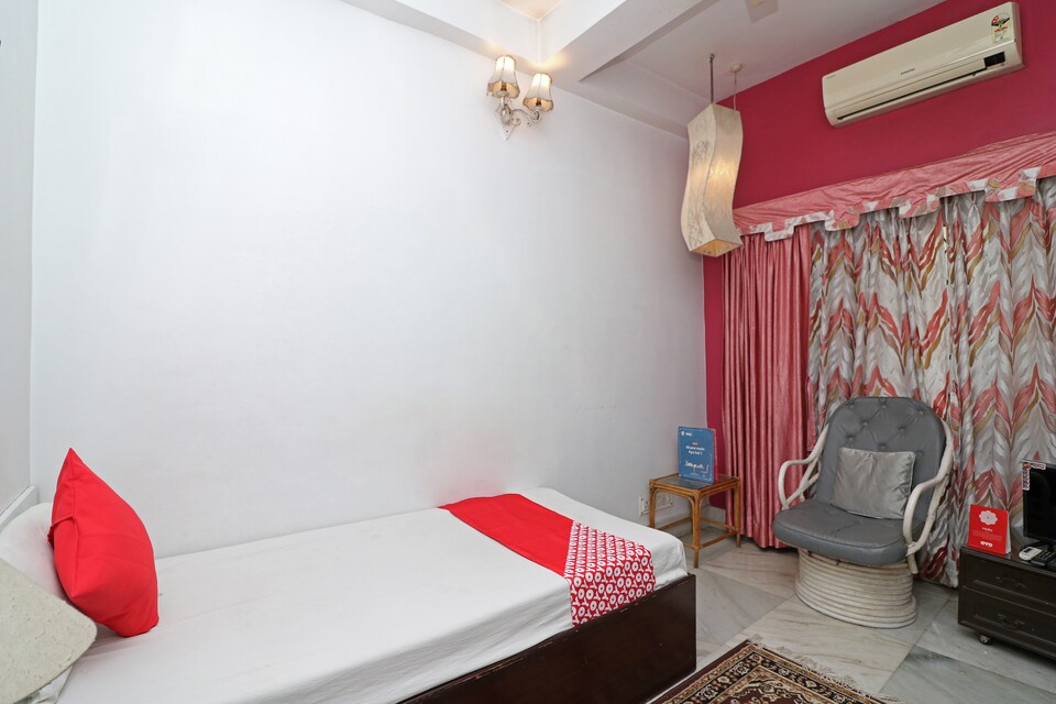 OYO 37683 Second Home, Salt Lake Kolkata, Kolkata