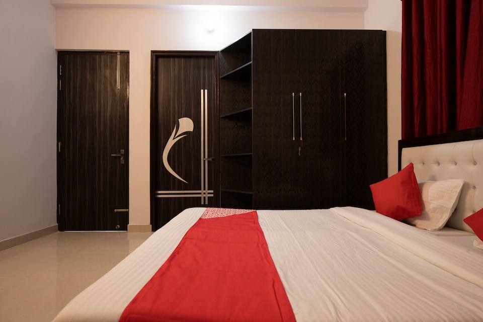 OYO 37693 Garden Inn, Gomti Nagar Lucknow, Lucknow