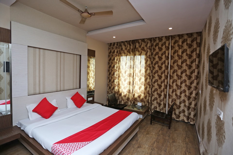 OYO Flagship 37697 Sitara Garden, Rohtak, Rohtak