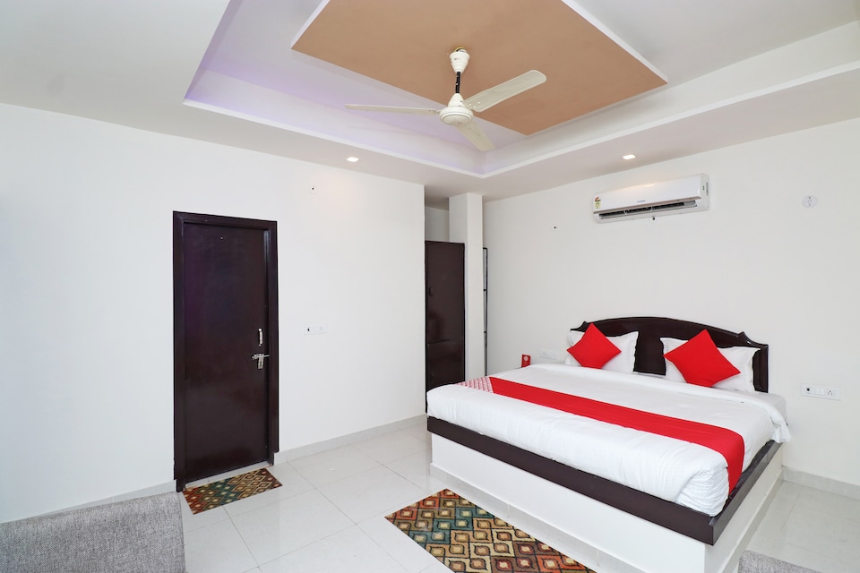 OYO 37700 Corbett Footprints, Dhikuli Ramnagar, Corbett-Ramnagar