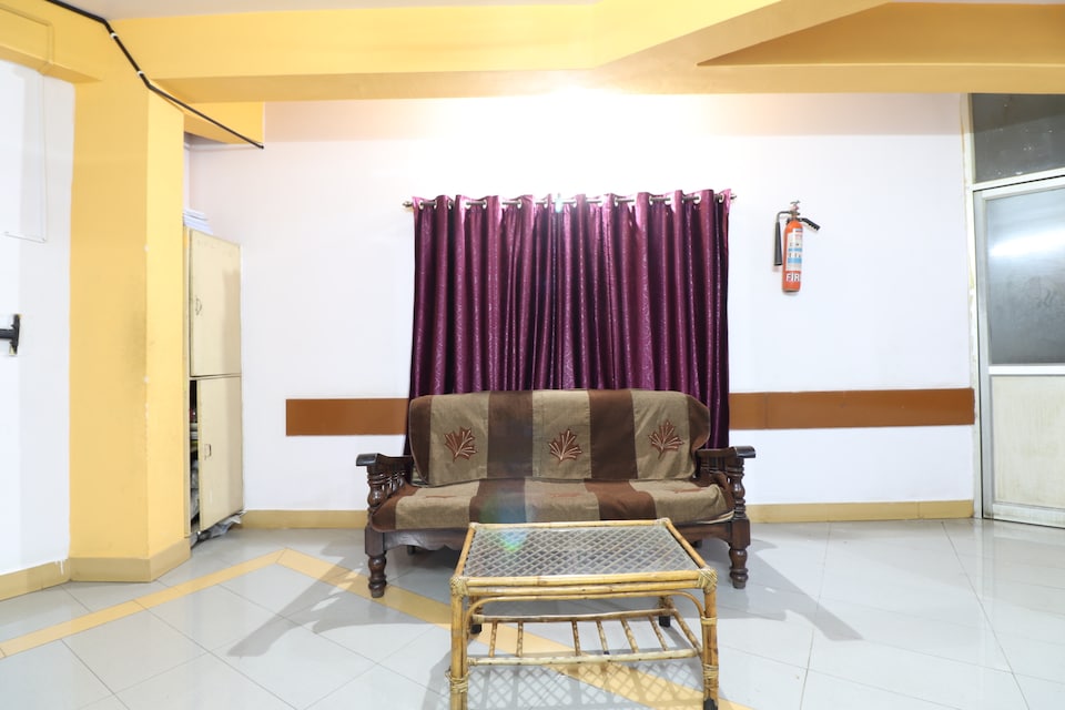 SPOT ON 37711 Vishwas Delux Lodge, Peenya Bangalore, Bangalore