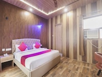 OYO Flagship Yugantar Stay House