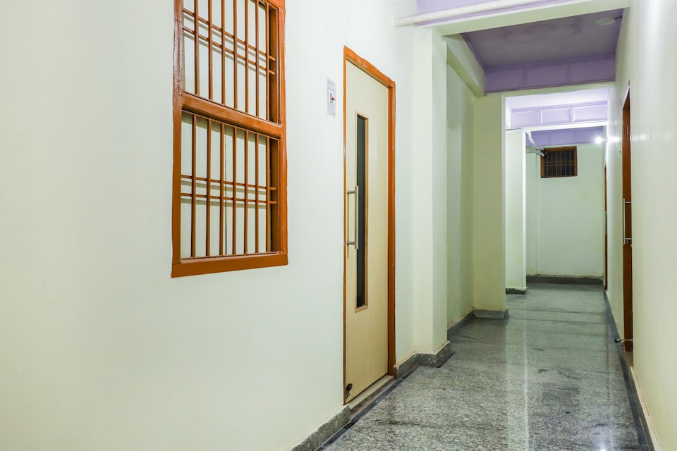 OYO Raghav Residency Near Nsez Metro Station, Noida Expressway SEZ, Noida