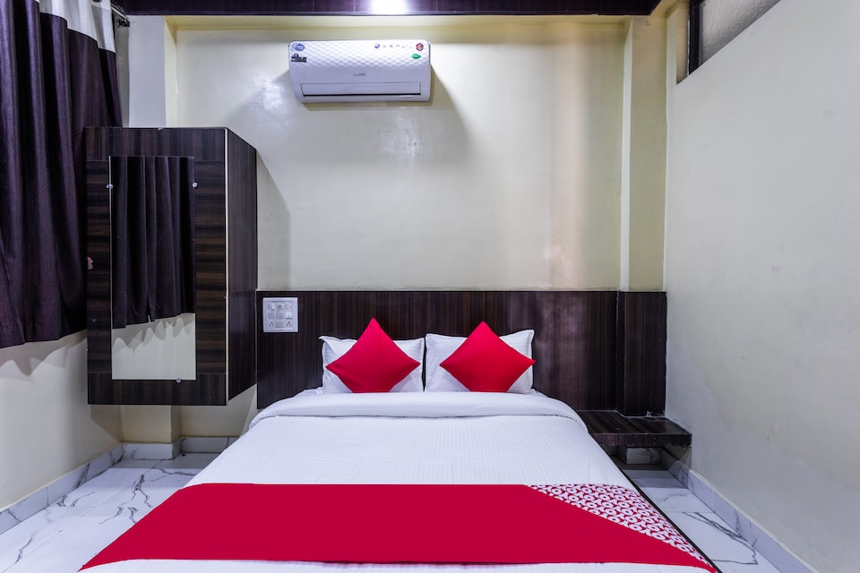 OYO 37760 Hotel Maharudra Palace, Mahakal Temple 1, Ujjain