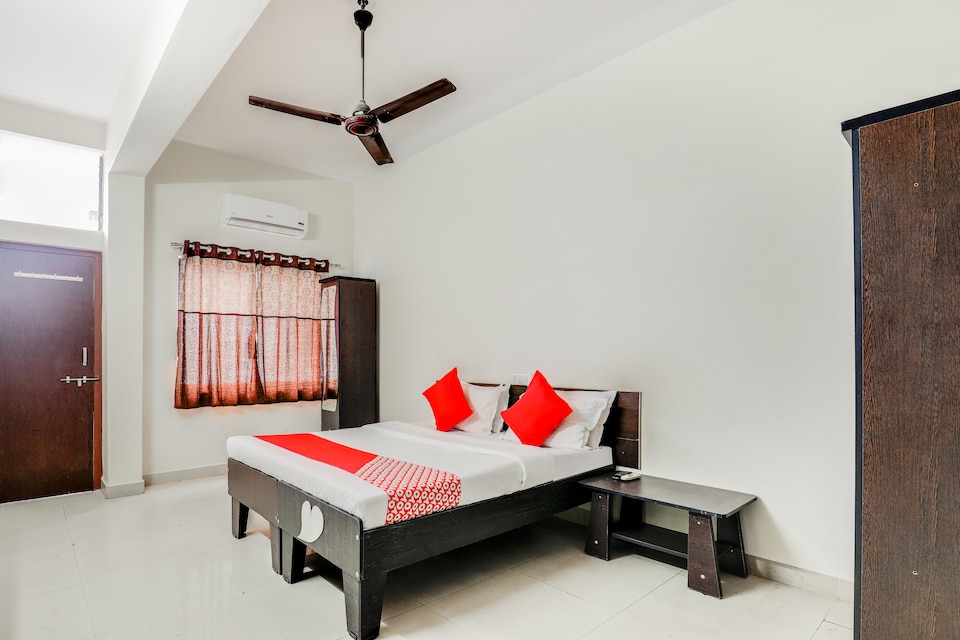 Collection O 37770 Hotel Parishram, Jamnagar, Jamnagar
