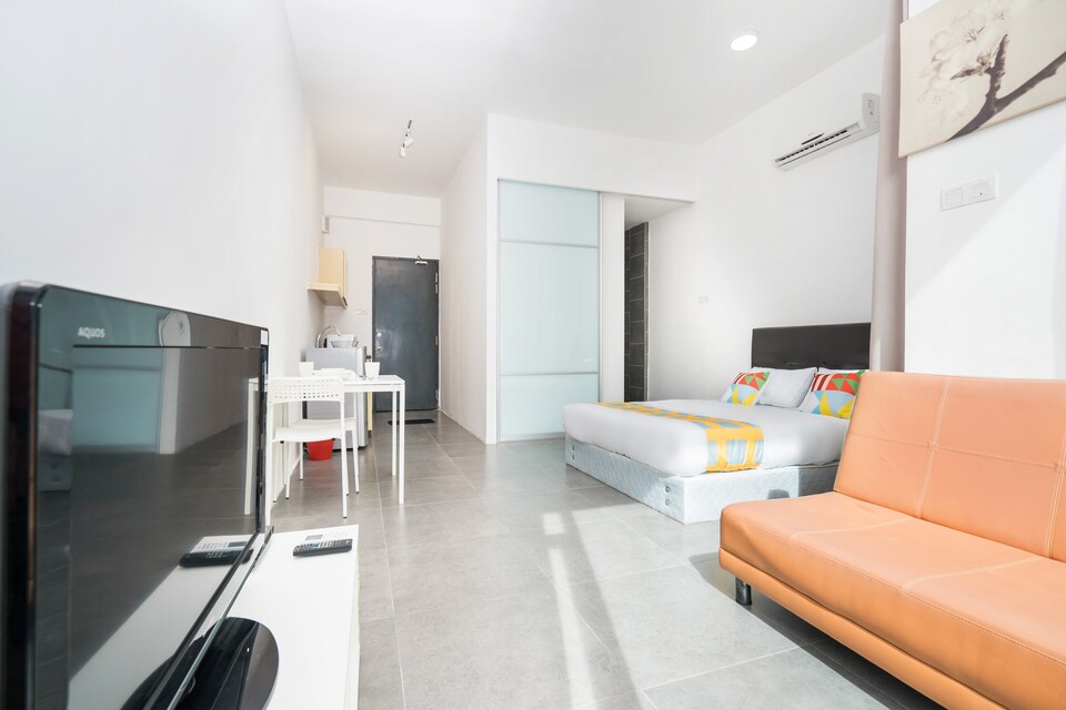 OYO Home 1076 Remarkable 1BR Empire Damansara, Damansara Perdana, Petaling Jaya