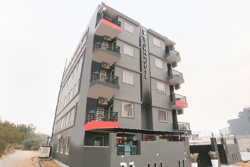 OYO Townhouse 136 Sector 46 Vikas Marg, Golf Course Road, Gurgaon