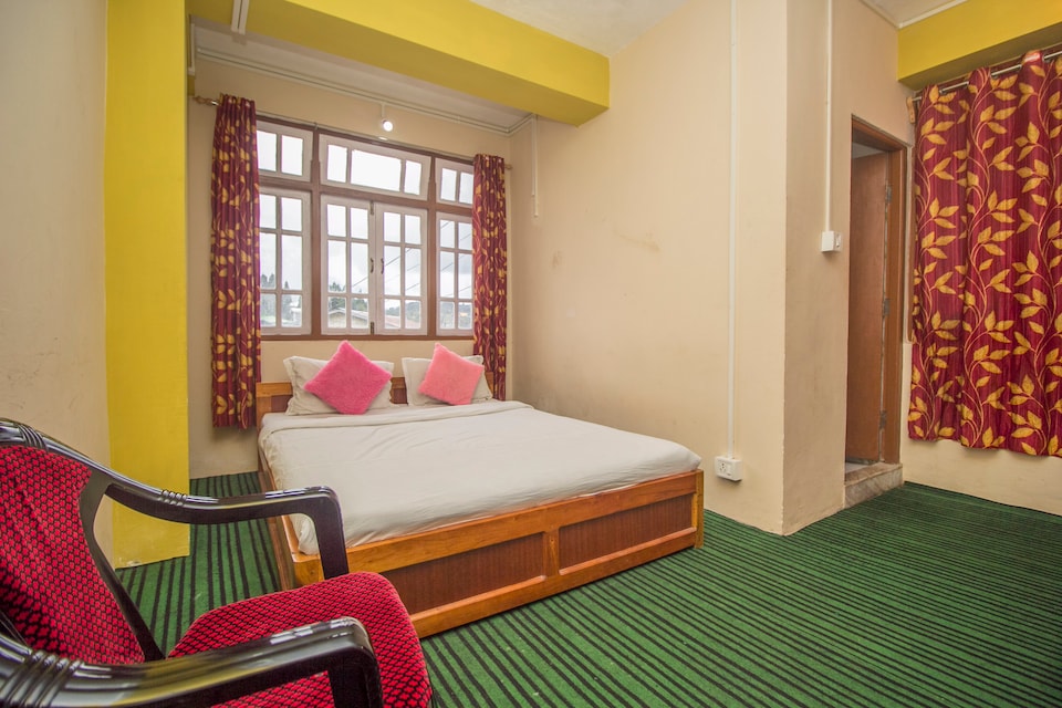 SPOT ON 37811 Hotel Saptonil, Cooch Behar, Cooch Behar