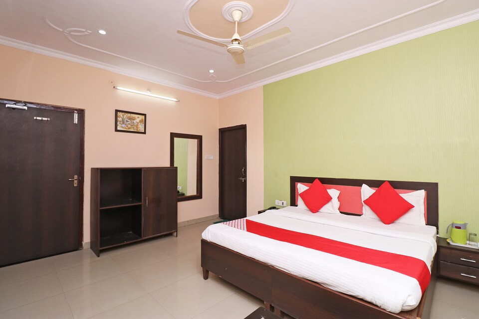 OYO 37814 Hotel Siddhartha, Jaunpur, Jaunpur