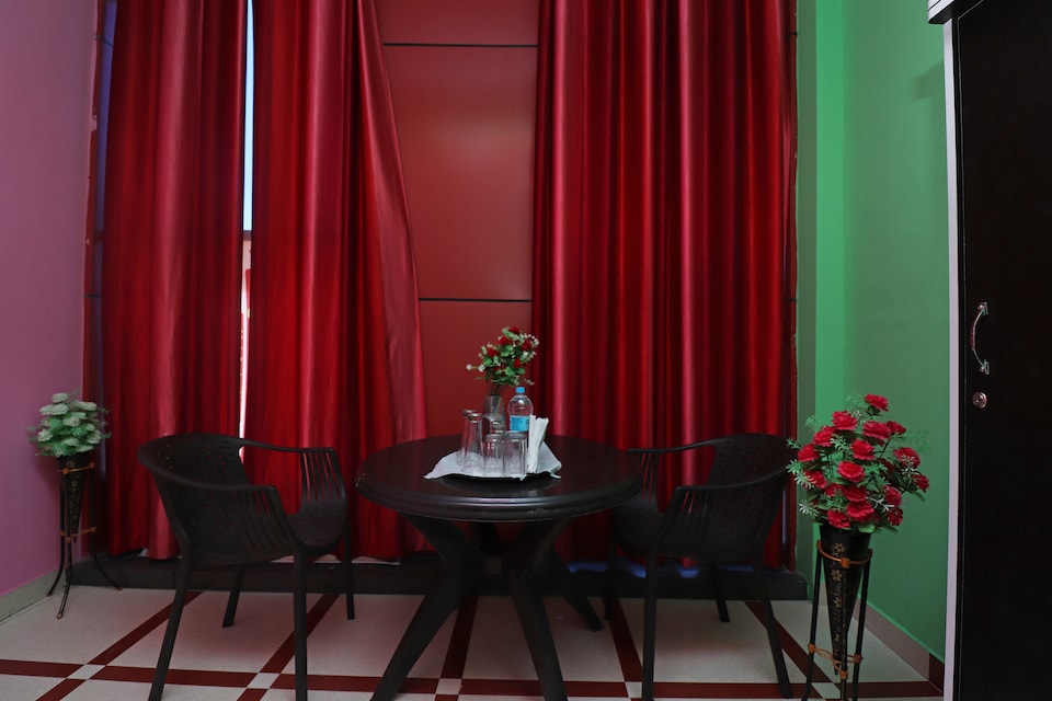 OYO 37850 Ugte Hotel & Restaurant, Rishikesh, Rishikesh