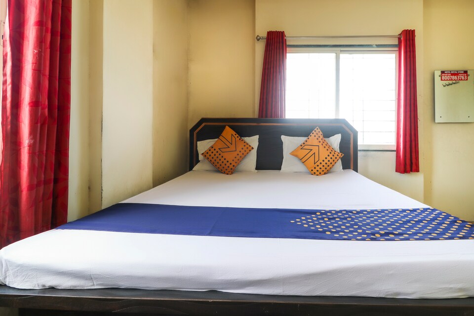 SPOT ON 37864 Royal Stone Hotel, Hadapsar Pune, Pune