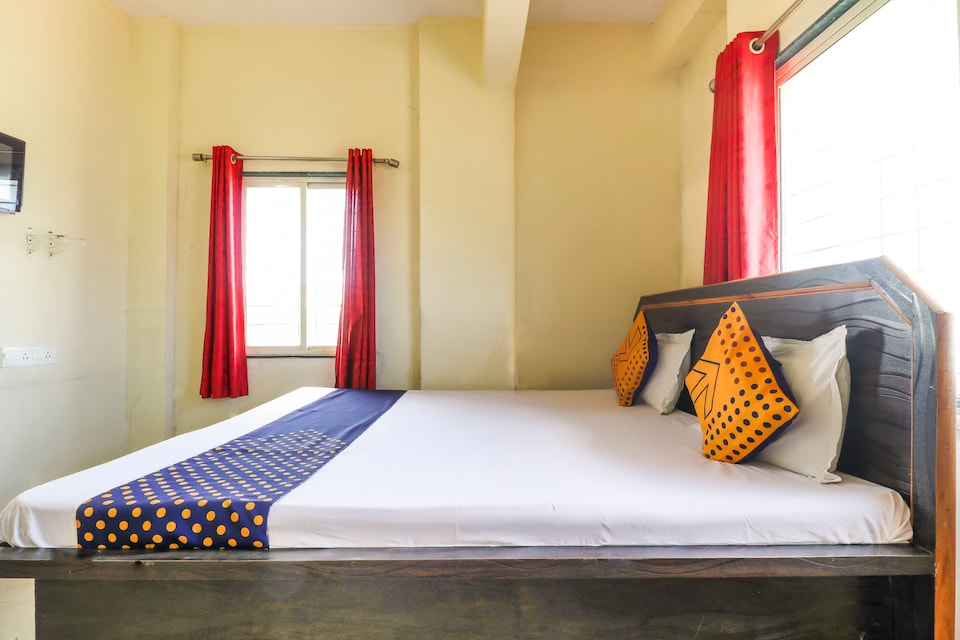 SPOT ON 37864 Royal Stone Hotel, Hadapsar Pune, Pune