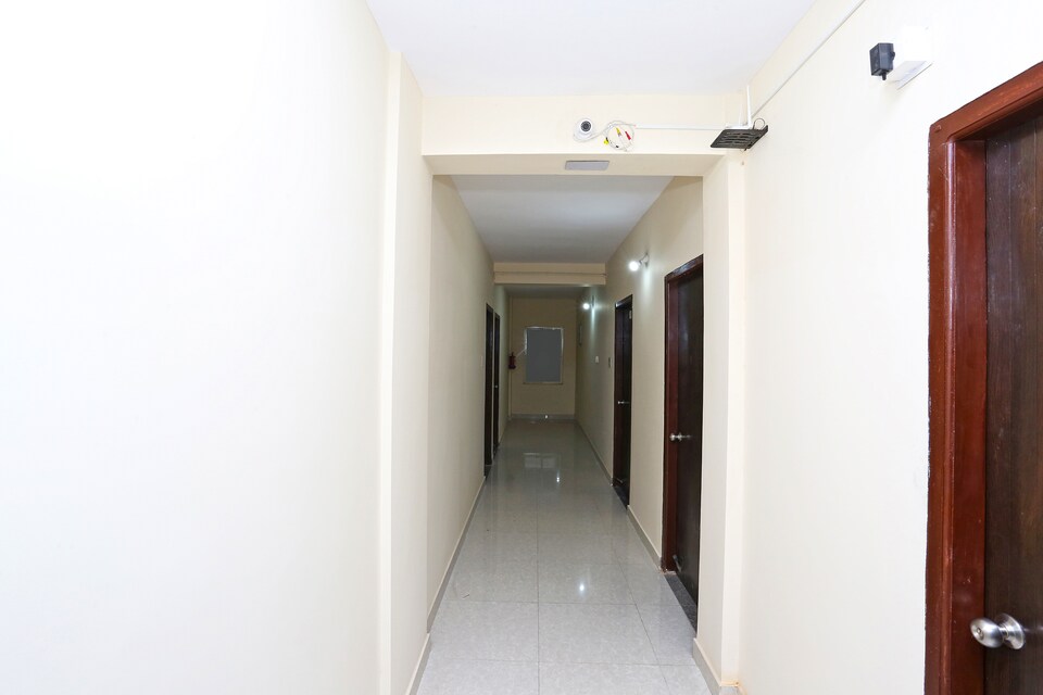 Capital O 37885 Ekamra Inn, Bapuji Nagar, Bhubaneswar