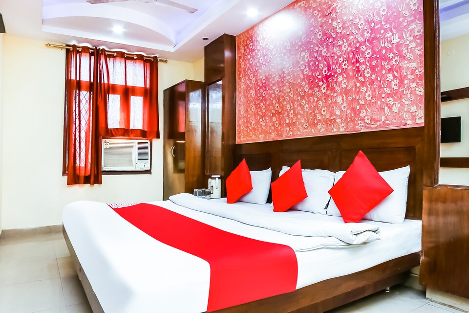 OYO 37886 Ma International, Paharganj Delhi, Delhi