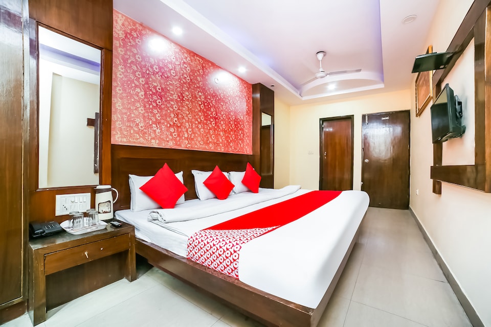 OYO 37886 Ma International, Paharganj Delhi, Delhi