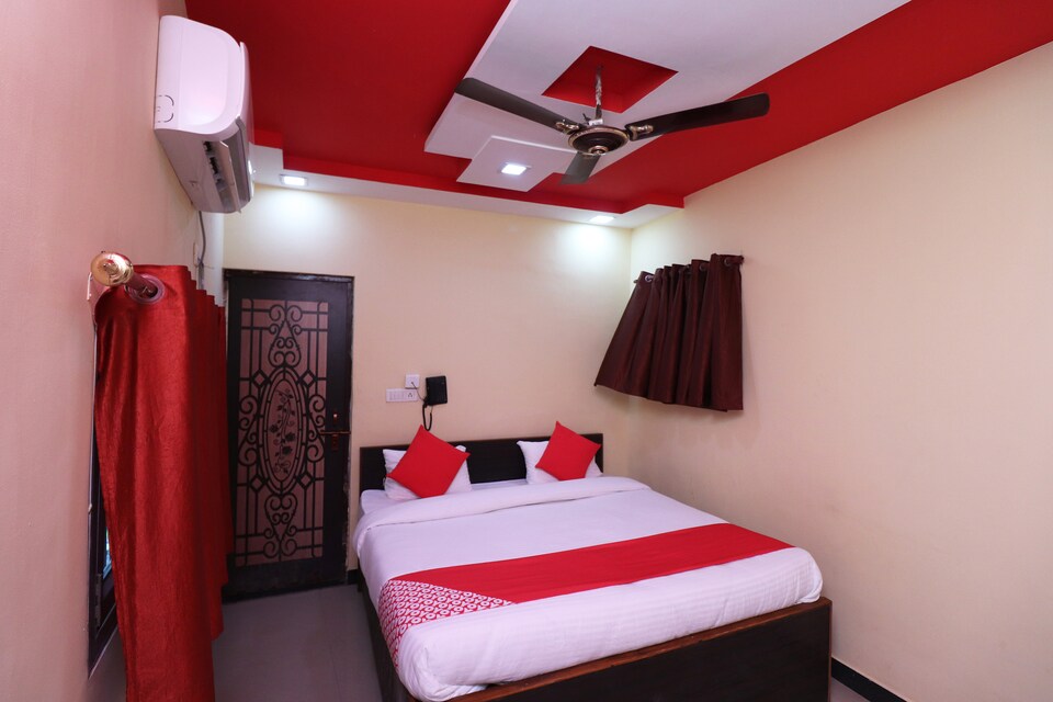 OYO 37887 Hotel Sikandra Palace & Restaurant, Corporate Complex, Agra