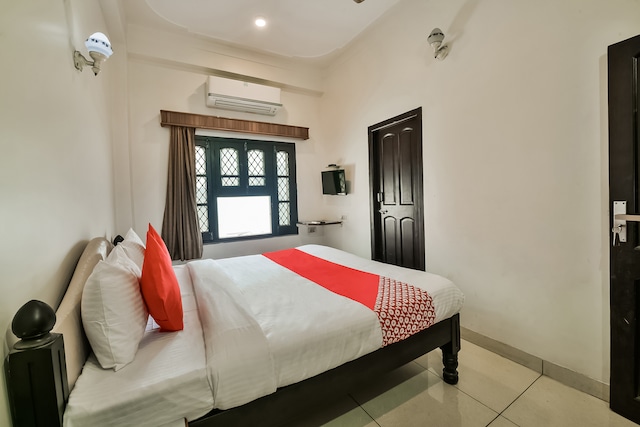 Hotel O Jagdish Palace & Restaurant