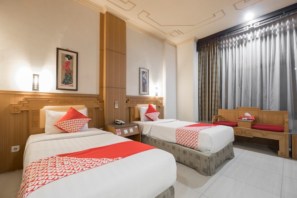 OYO 821 Hotel Dinasti, Losari, Makassar