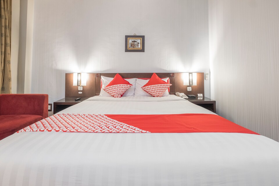 OYO 821 Hotel Dinasti, Losari, Makassar