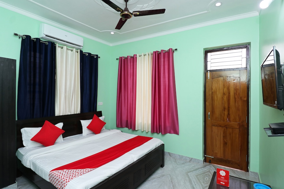 OYO 37905 Hotel Gangri-2, Tikonia Haldwani, Haldwani