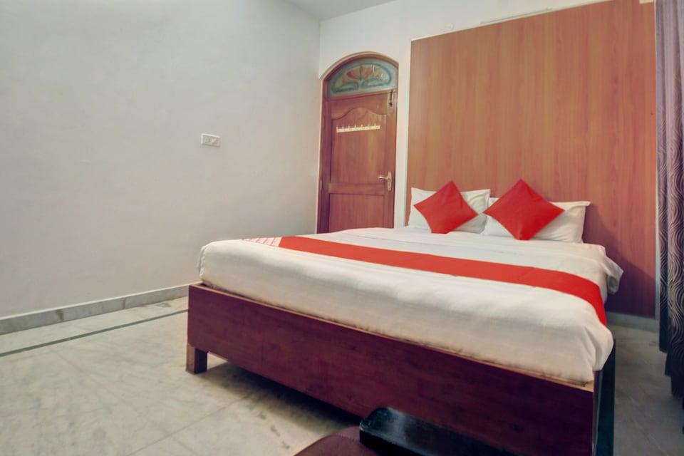 OYO 37916 Paradise Stay Inn Business Hotel, Kalyan Nagar Bangalore-II, Bangalore