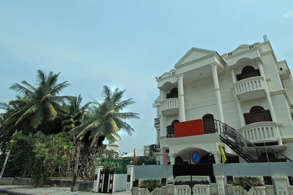 OYO 37916 Paradise Stay Inn Business Hotel, Kalyan Nagar Bangalore-II, Bangalore